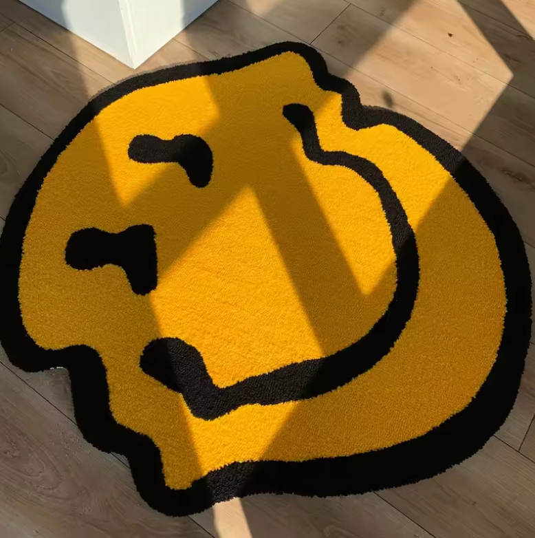 'Faded' Smiley Face Wavey Rug