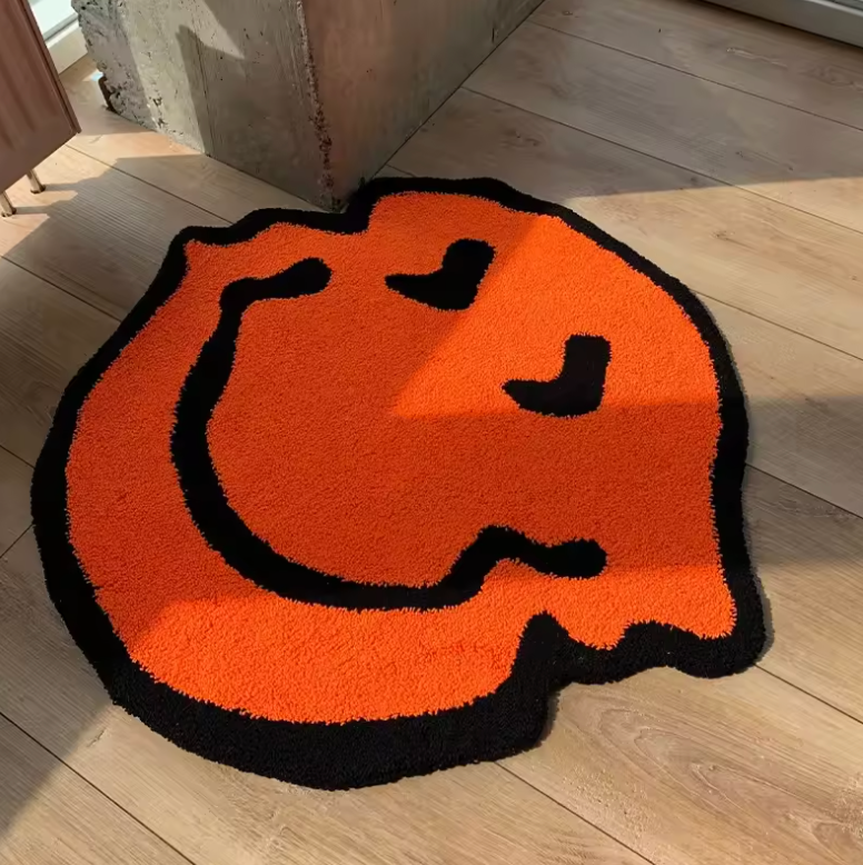 'Faded' Smiley Face Wavey Rug